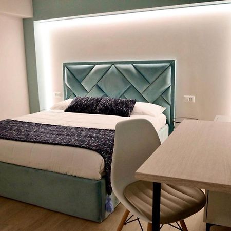 Guest House Domus Gratia Russo Roma Exterior foto